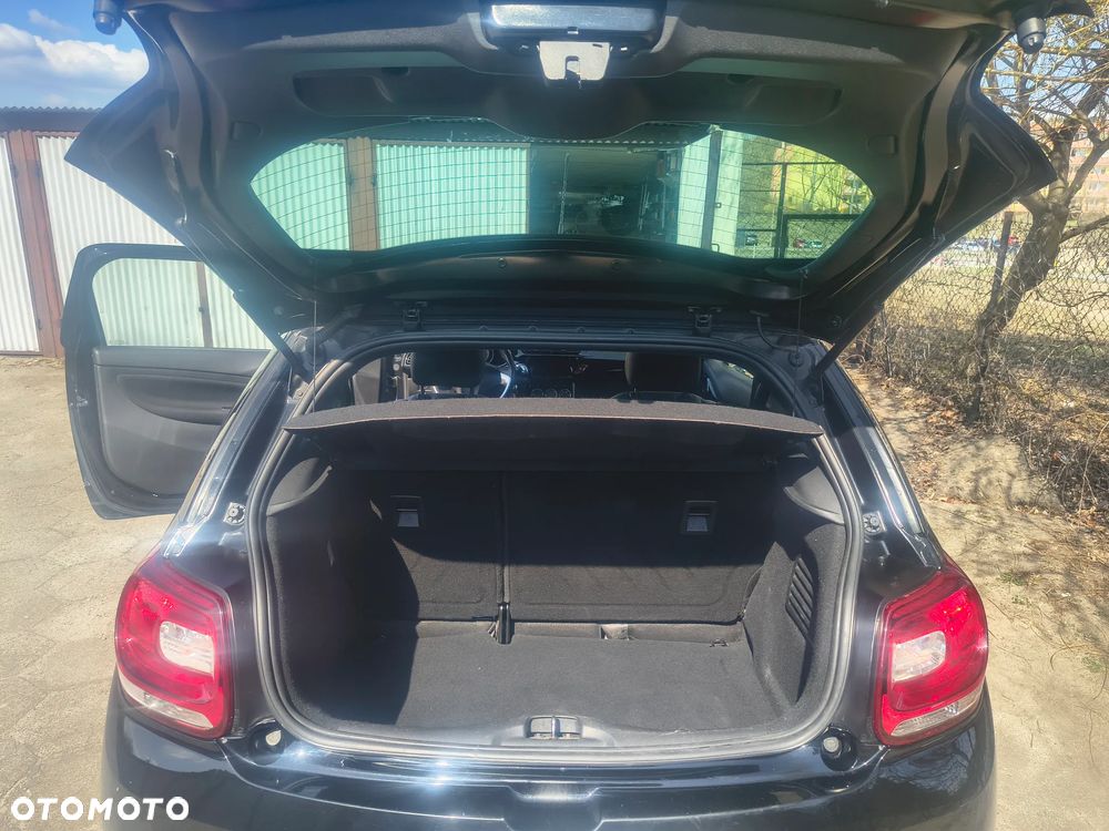 Citroën DS3 e-HDi 90 FAP SoChic - 12