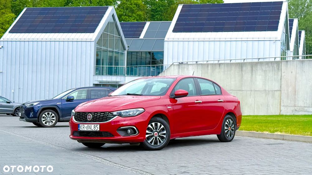 Fiat Tipo 1.4 16V Lounge EU6d - 1