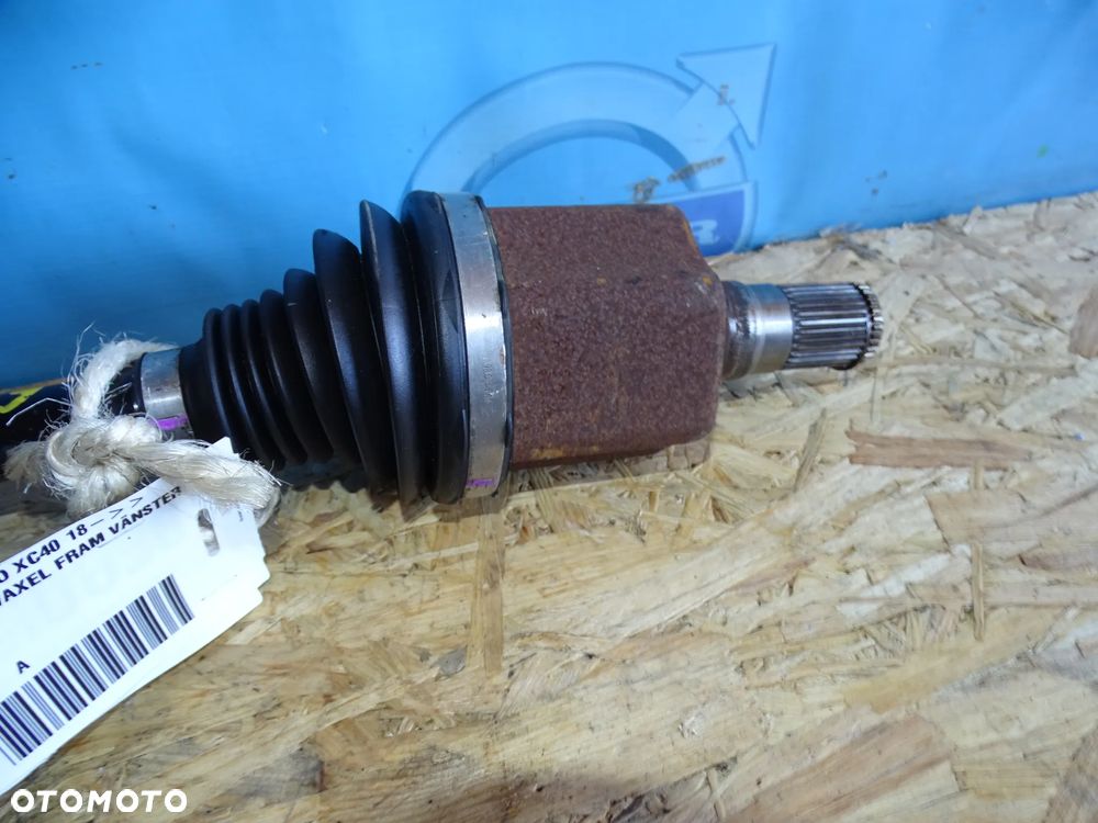PÓŁŚ LEWA PRZEDNIA VOLVO XC4O ORYGINAŁ 31492989 - 3