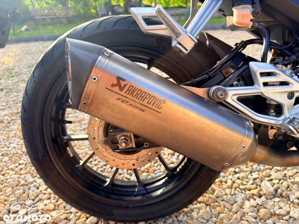 Yamaha YZF - 16