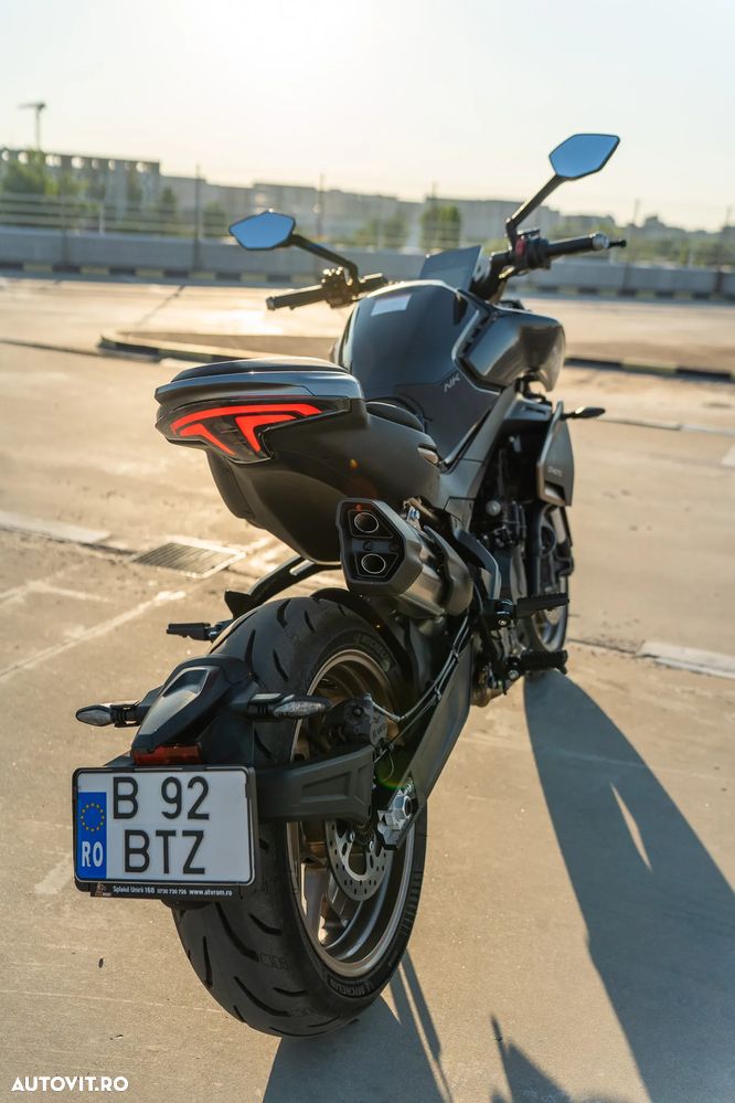 CF Moto 800 NK Advanced - 14