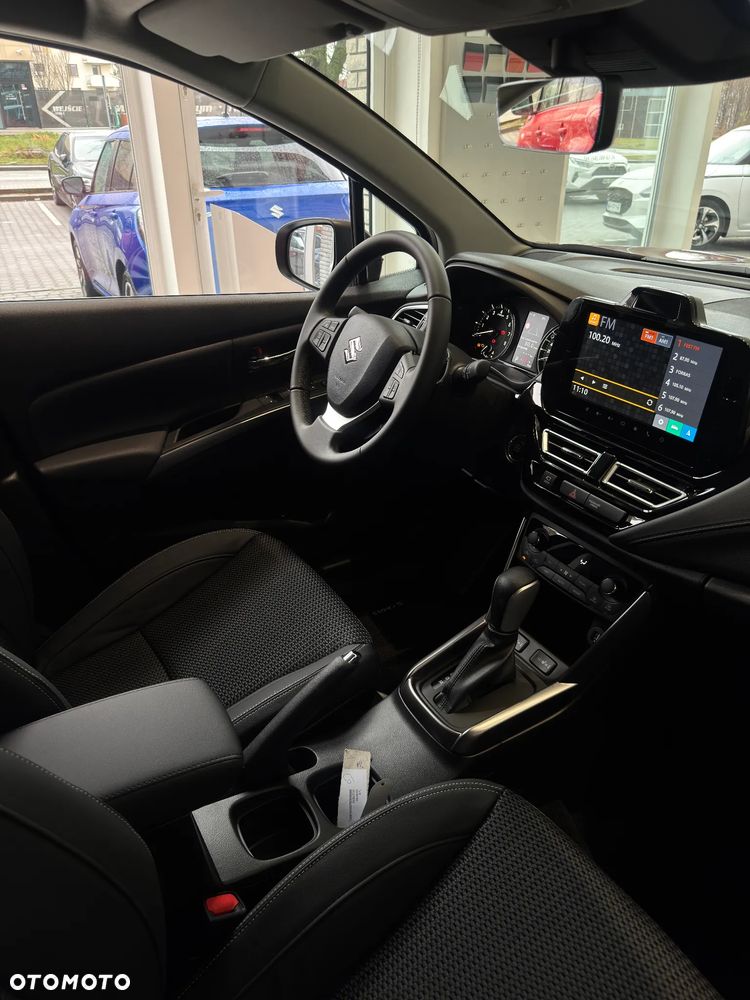 Suzuki S-Cross 1.4 BoosterJet mHEV Elegance SP - 23