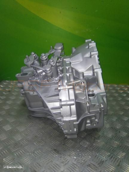 Caixa De Velocidades Recondicionada Kia Carens 2.0 Crdi De 2008 - 3