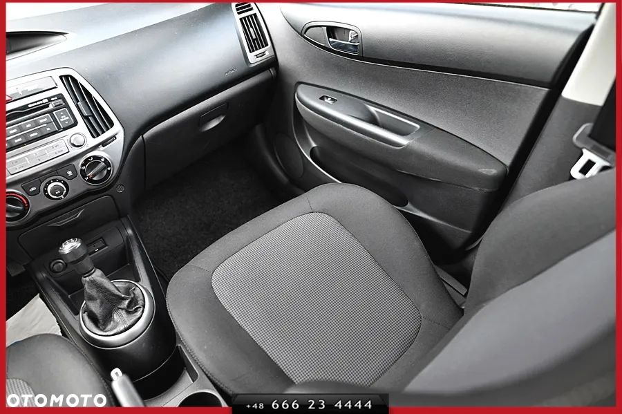 Hyundai i20 1.2 Trend - 20