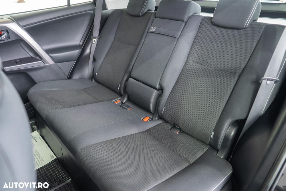 Toyota RAV4 2.5 VVT-i 4x4 Executive - 19