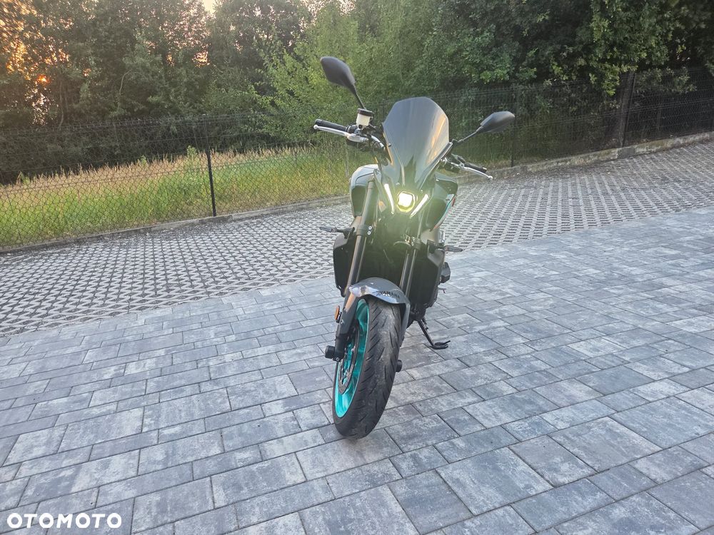 Yamaha MT - 2