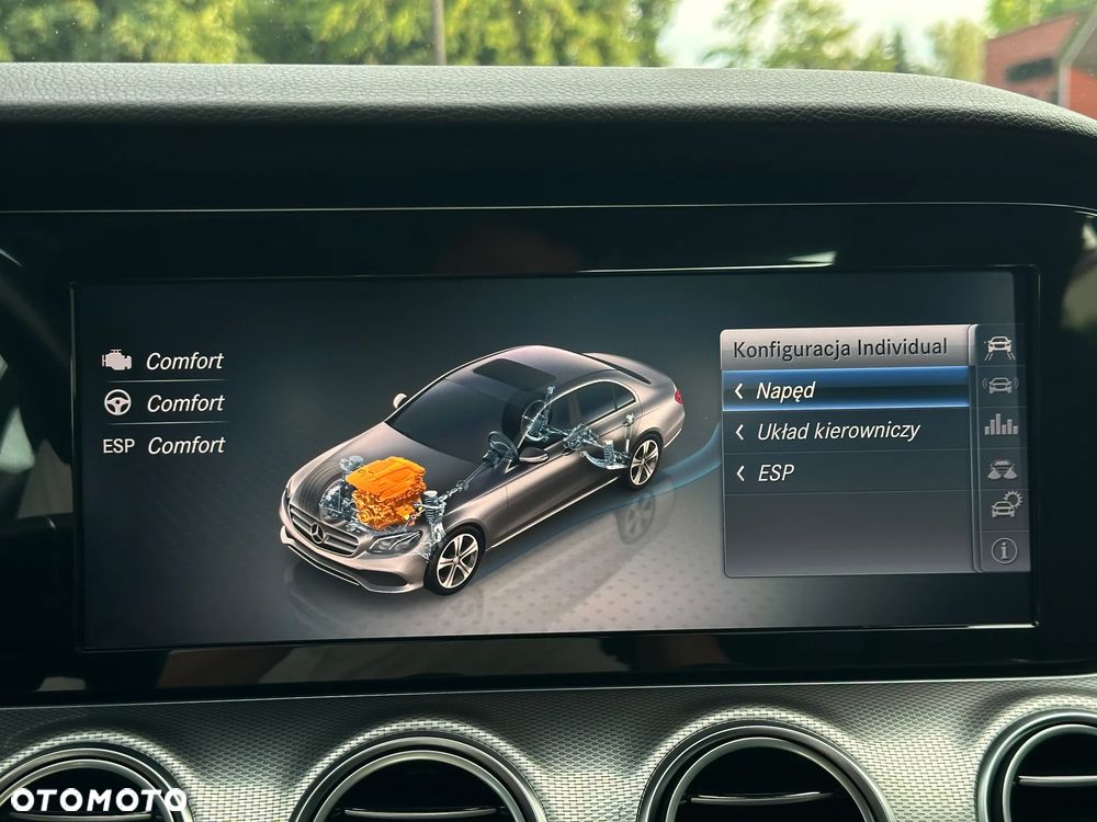 Mercedes-Benz Klasa E 220 d 9G-TRONIC - 19