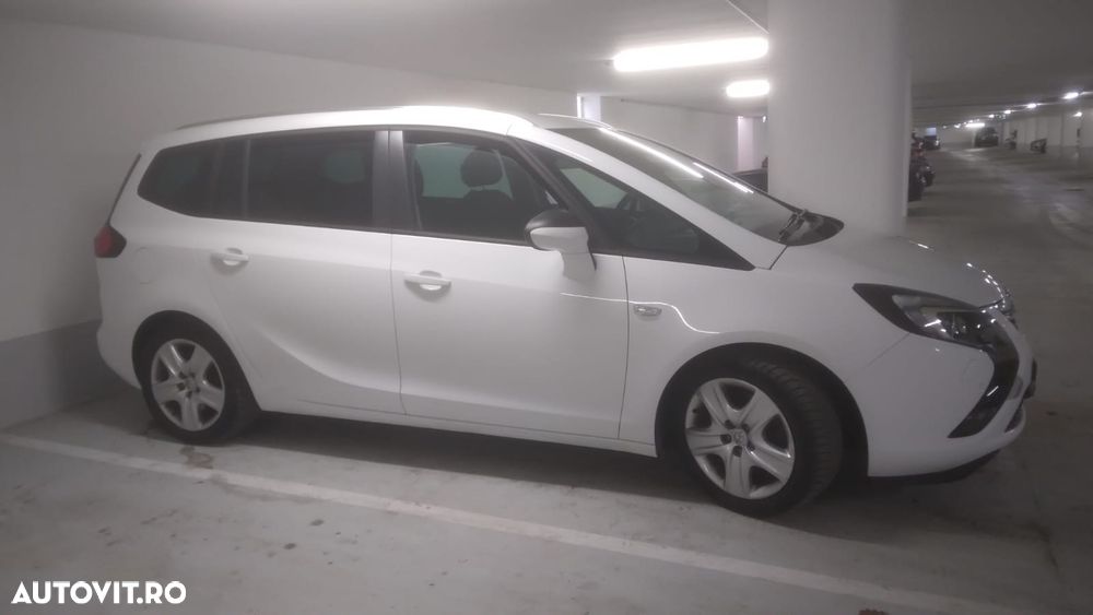 Opel Zafira Tourer 2.0 CDTI Automatik Business Edition - 4