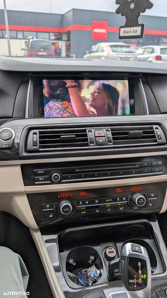 BMW Seria 5 520d AT - 19