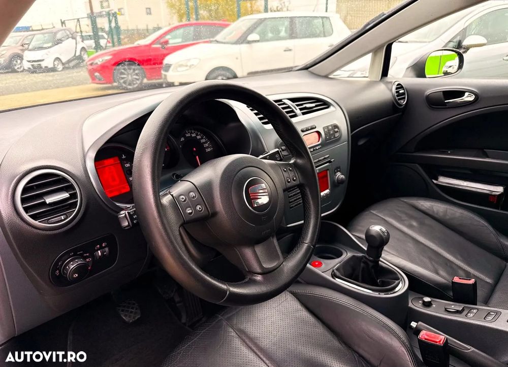 Seat Leon 2.0 TDI DPF Style - 6