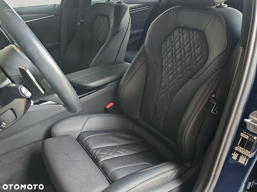 BMW Seria 5 - 12
