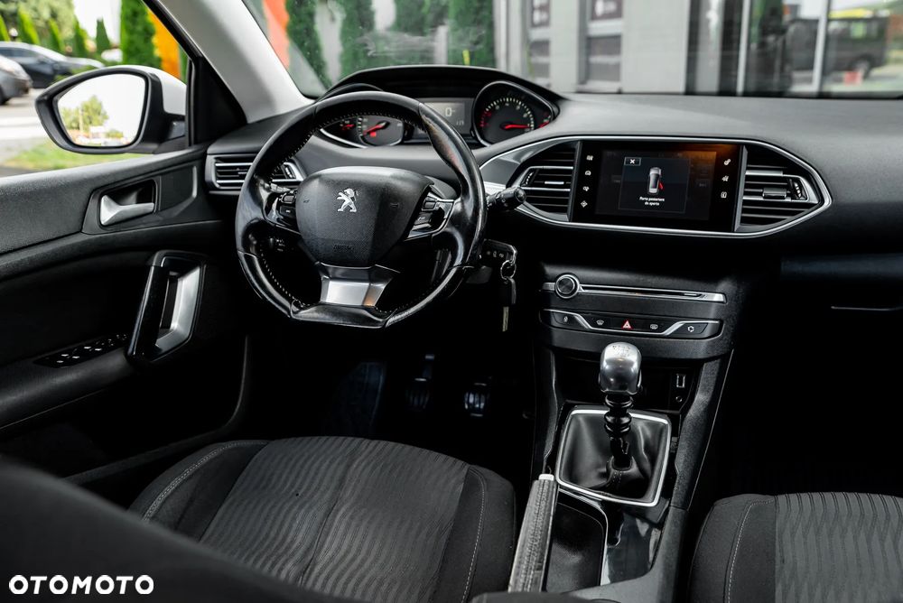 Peugeot 308 PureTech 130 Stop & Start Winter Edition - 21