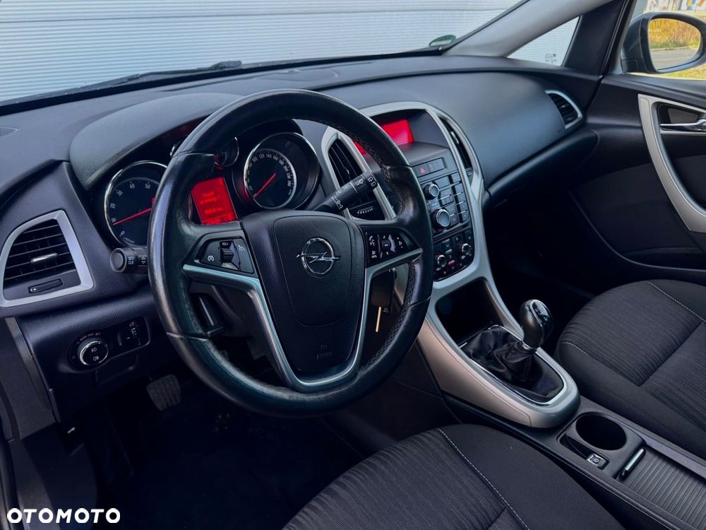 Opel Astra 1.4 Turbo Edition - 26