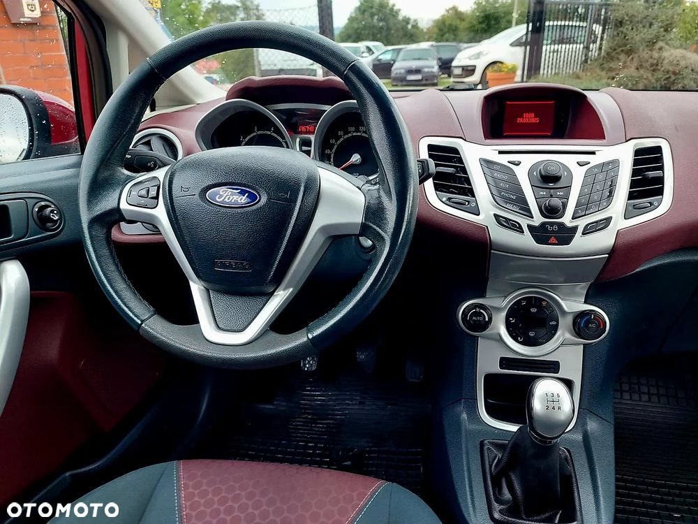 Ford Fiesta 1.25 Titanium - 20