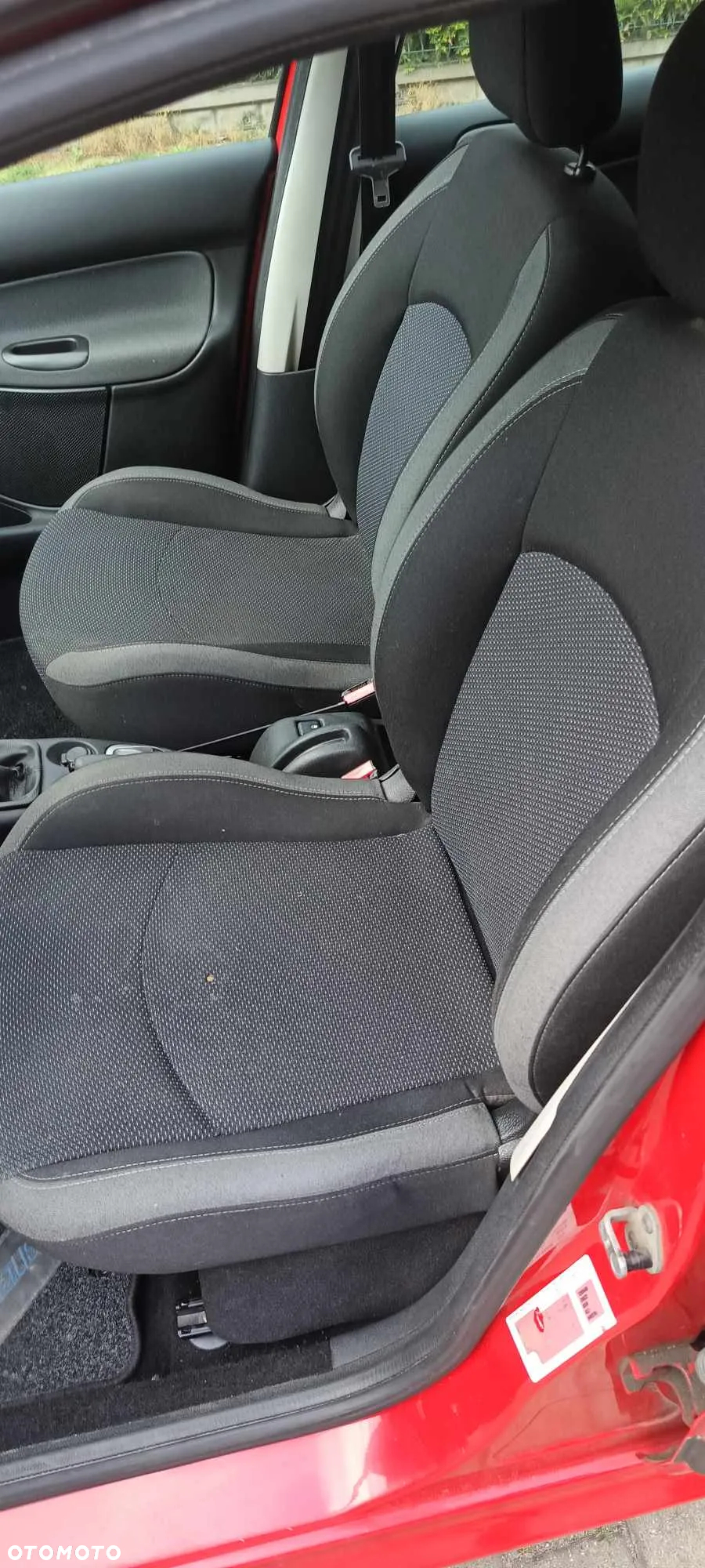 Peugeot 206 plus - 11
