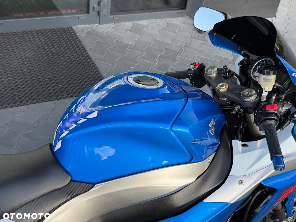 Suzuki GSX-R - 11