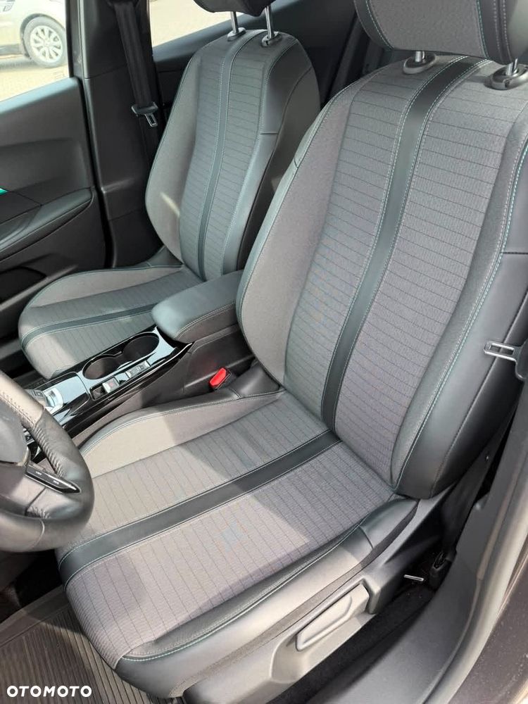 Peugeot 2008 1.2 PureTech Allure Pack S&S EAT8 - 5