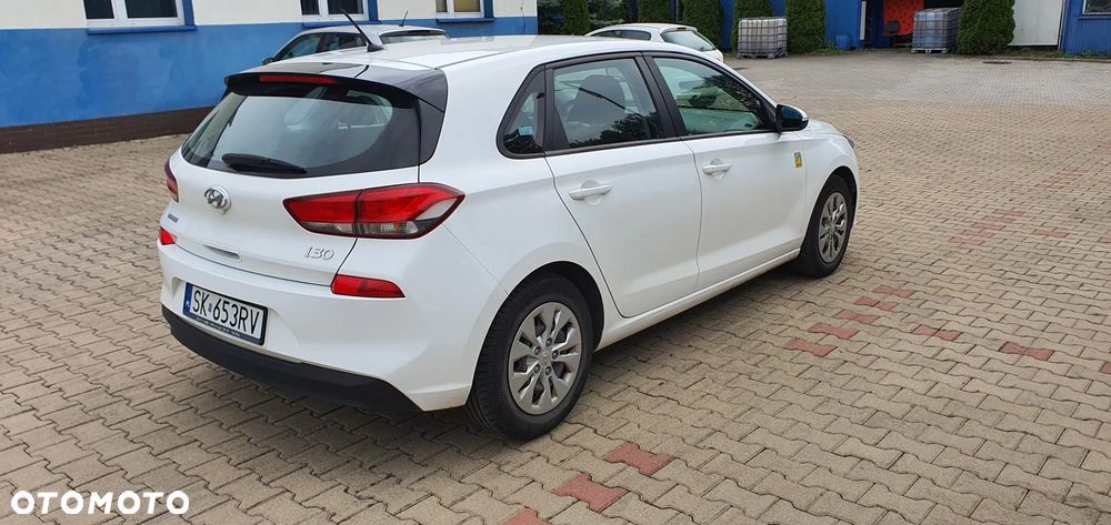 Hyundai i30 1.6 CRDi Classic + - 3