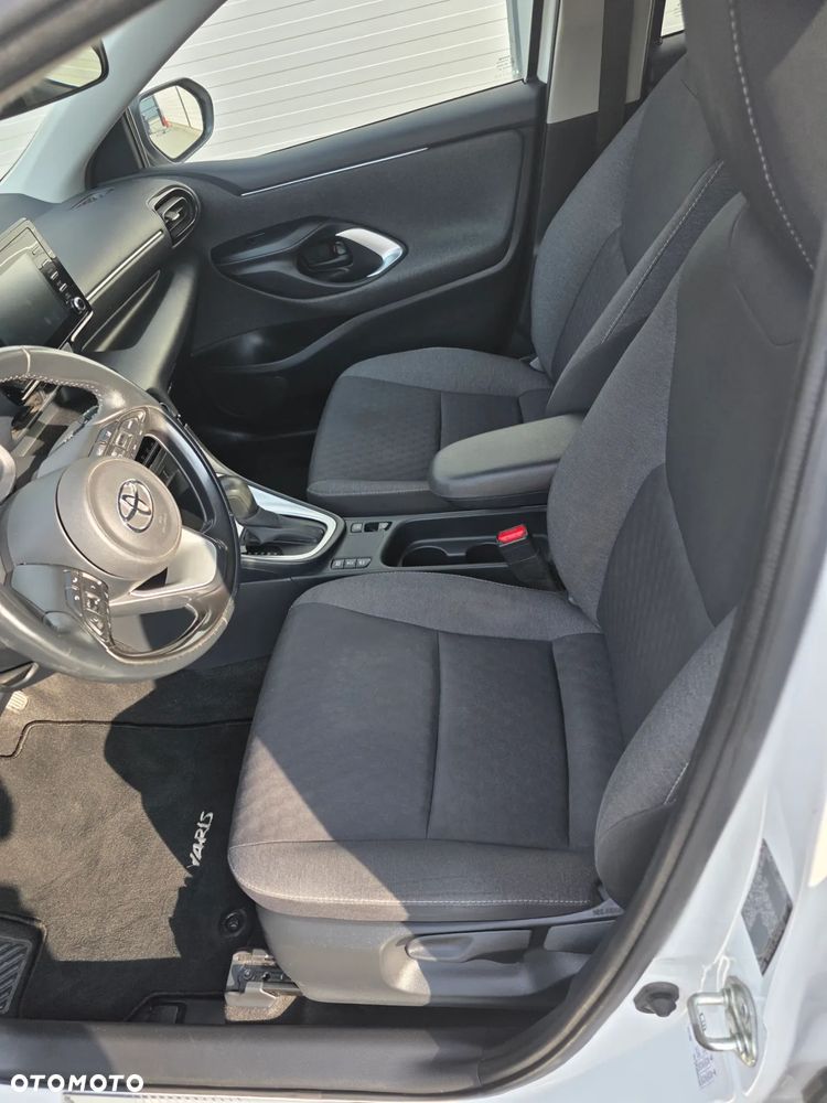 Toyota Yaris 1.5 Executive CVT - 17