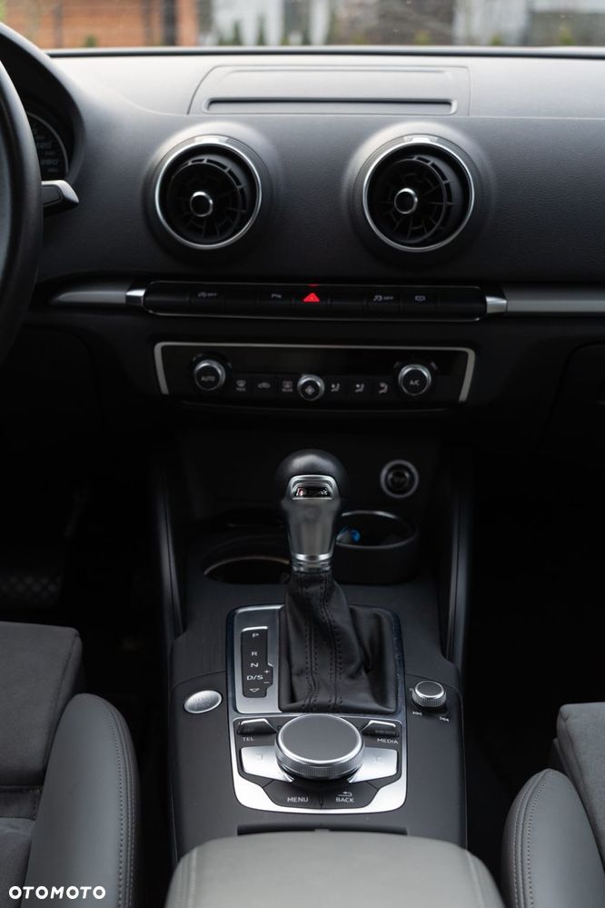 Audi A3 Limousine 35 TFSI S tronic - 3