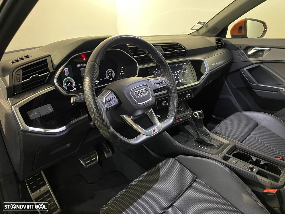 Audi Q3 45 TFSIe S tronic S line - 12