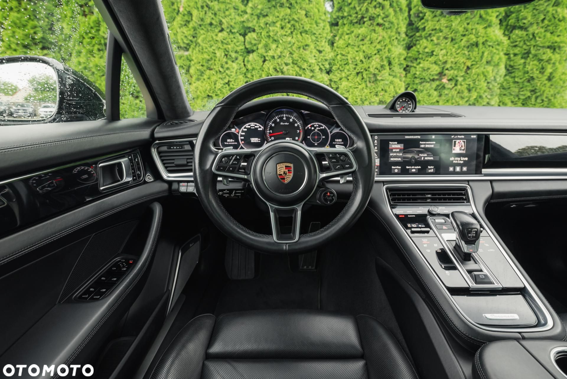 Porsche Panamera - 11