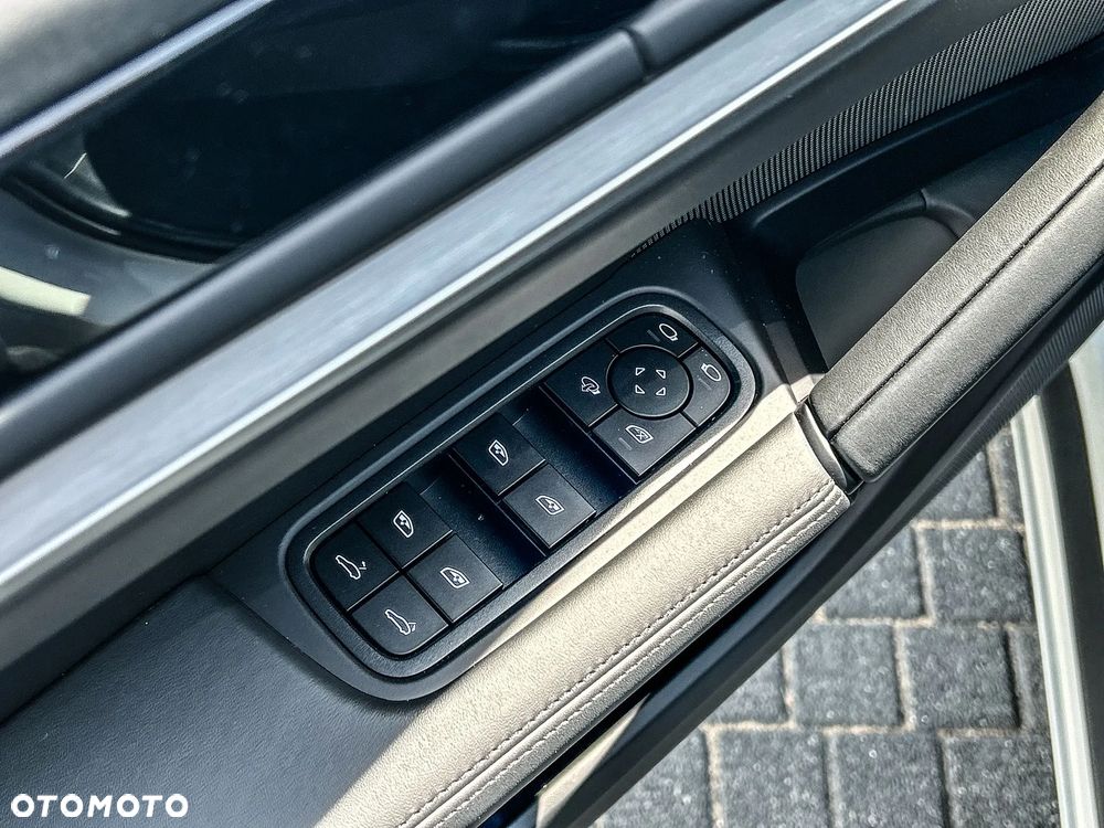 Porsche Cayenne Standard - 13