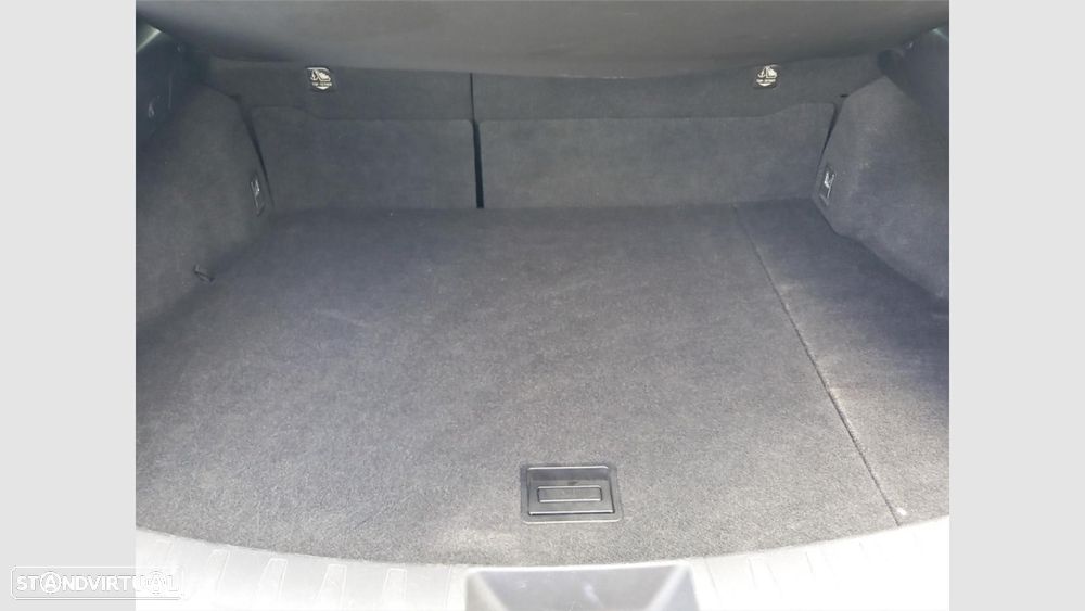 Lexus UX 250h Executive - 17
