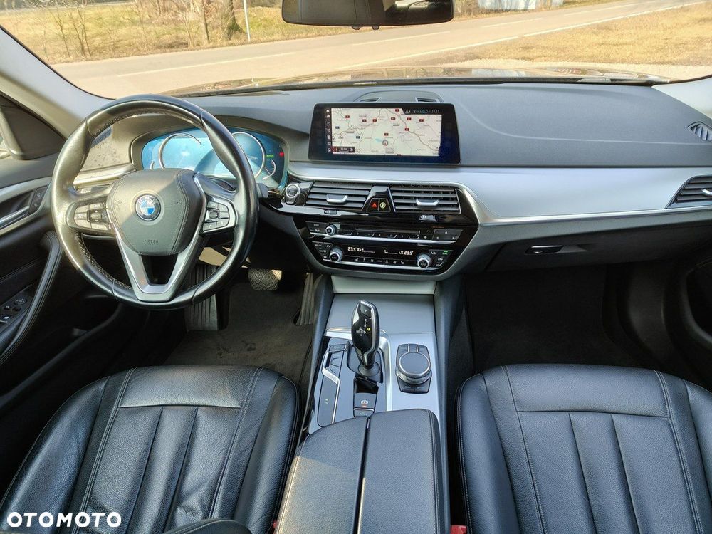 BMW Seria 5 520d xDrive Luxury Line - 8