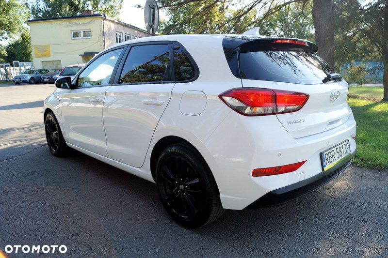 Hyundai i30 - 22