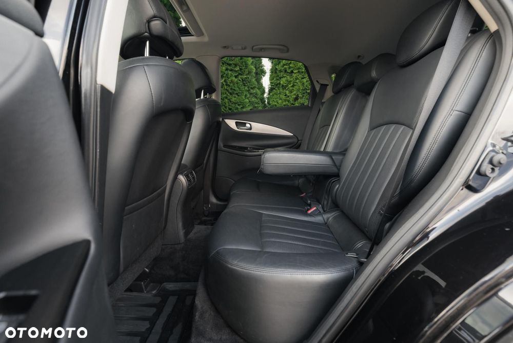 Infiniti QX50 - 14