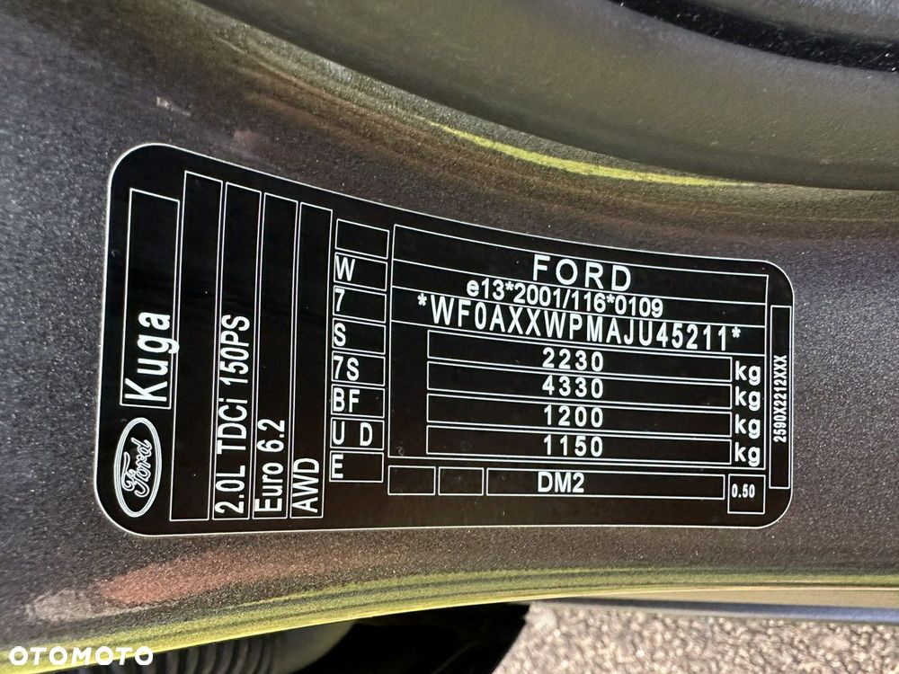 Ford Kuga - 37