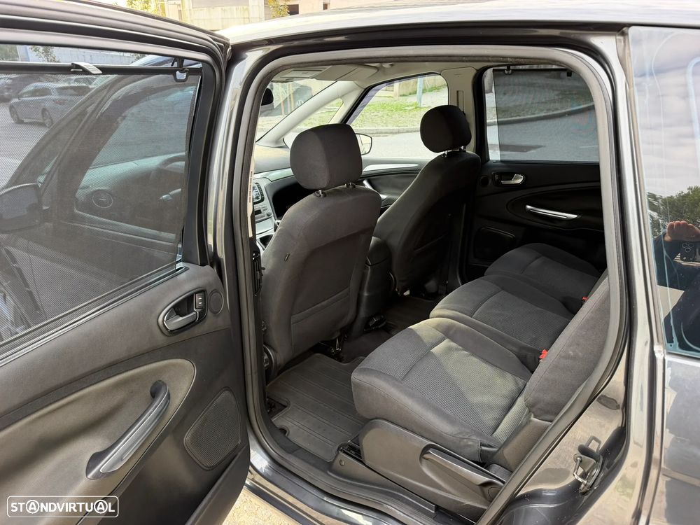 Ford S-Max 1.8 TDCi Titanium 7L - 6