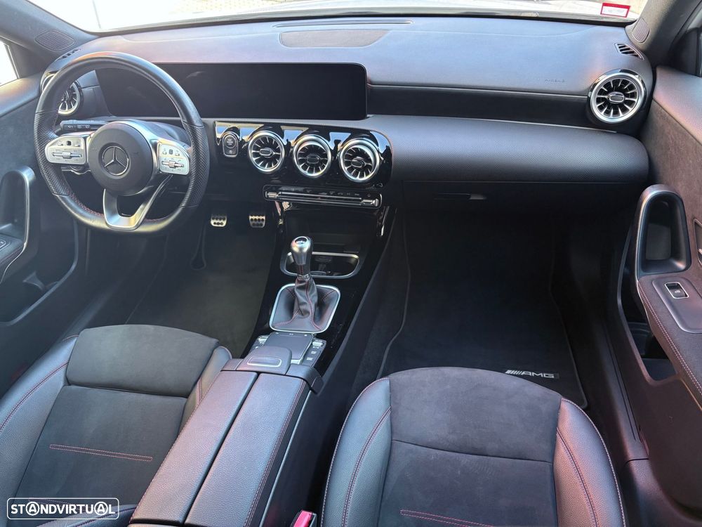 Mercedes-Benz A 200 AMG Line - 30