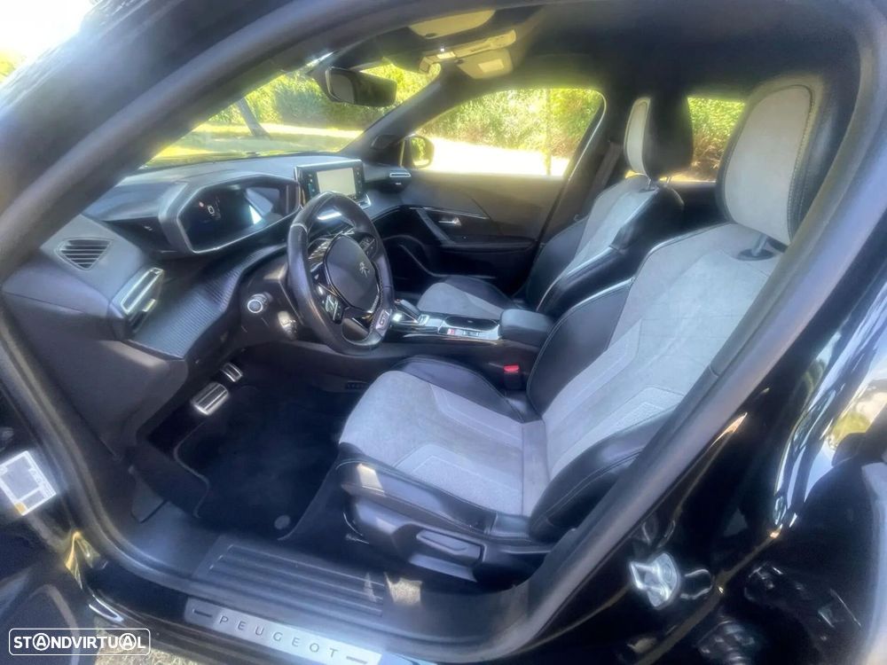 Peugeot e-2008 GT - 15
