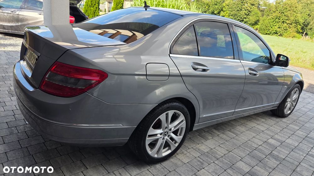 Mercedes-Benz Klasa C - 25