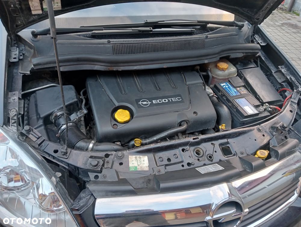 Opel Zafira - 13