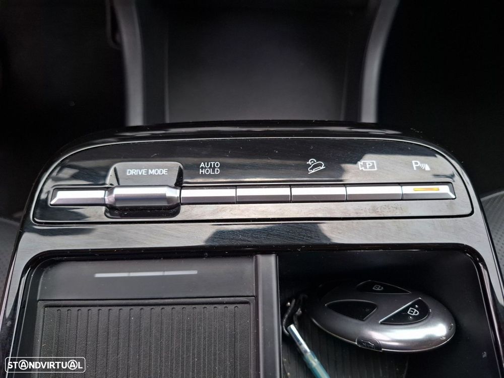 Hyundai Tucson 1.6 T-GDI HEV Vanguard+TA - 24