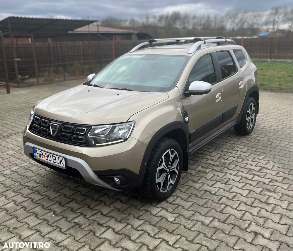 Dacia Duster TCe 150 GPF 4WD SL Orange - 1
