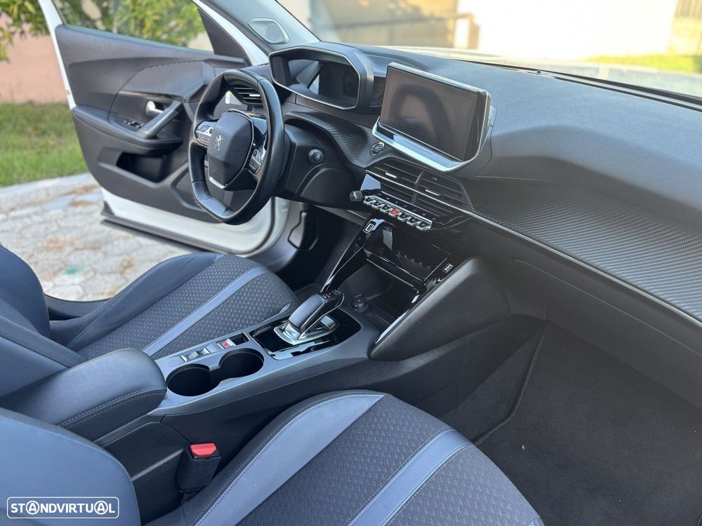 Peugeot e-2008 50 kWh Allure Pack - 10