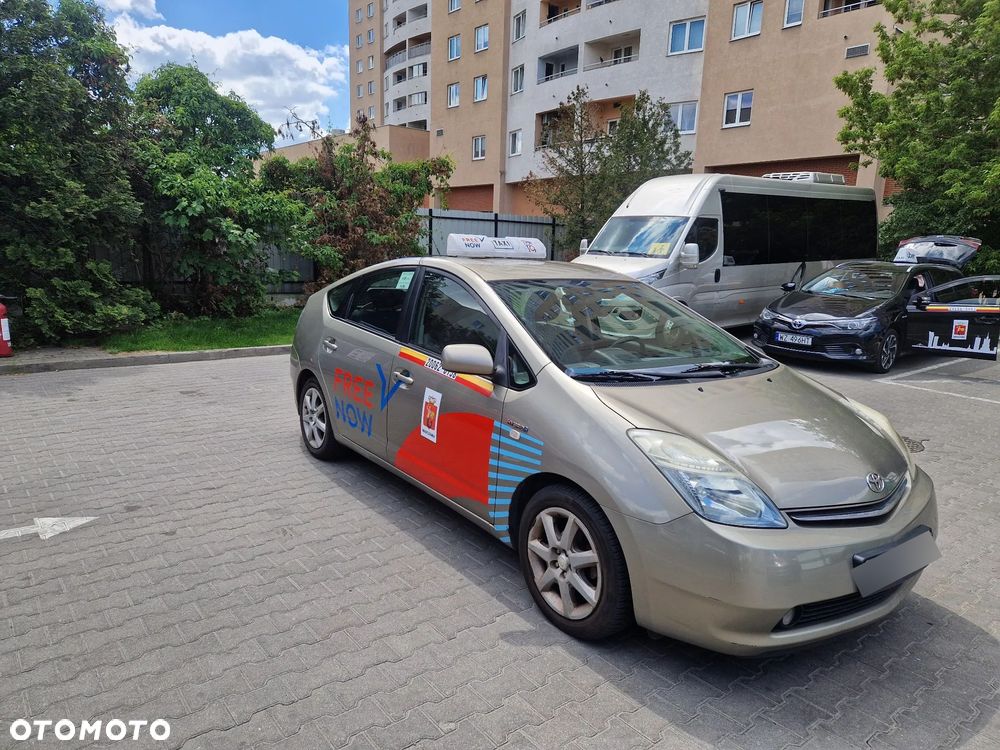 Toyota Prius 1.5 VVT-i Sol - 3
