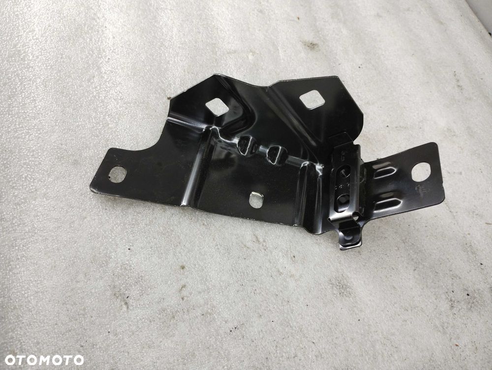 Lewy Wspornik mocowanie Błotnika Renault Trafic IV - 4