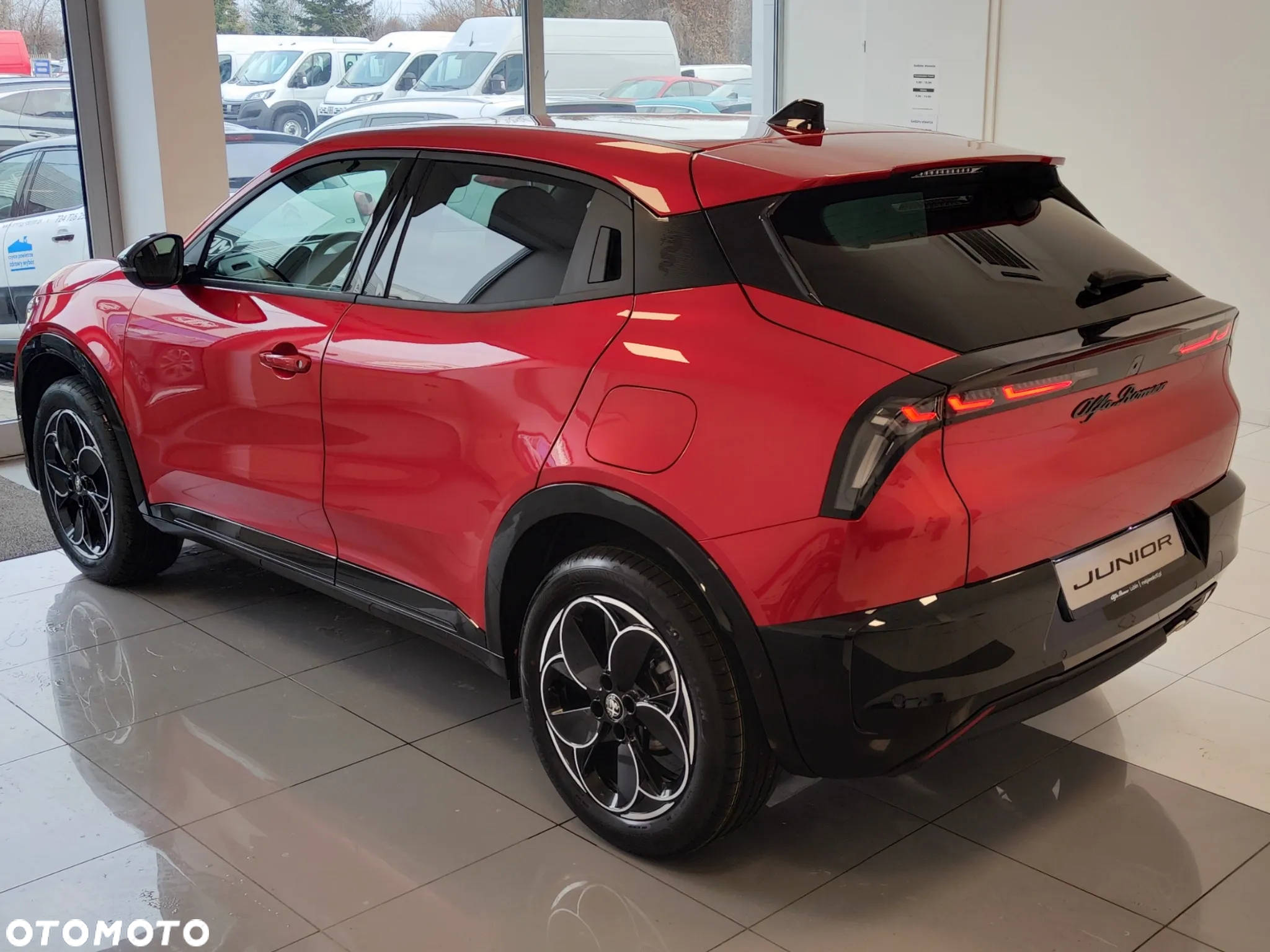 Alfa Romeo Junior 1.2 mHEV Ibrida eDCT - 11