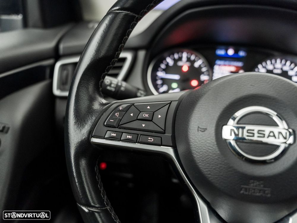 Nissan Qashqai 1.5 dCi N-Connecta - 20