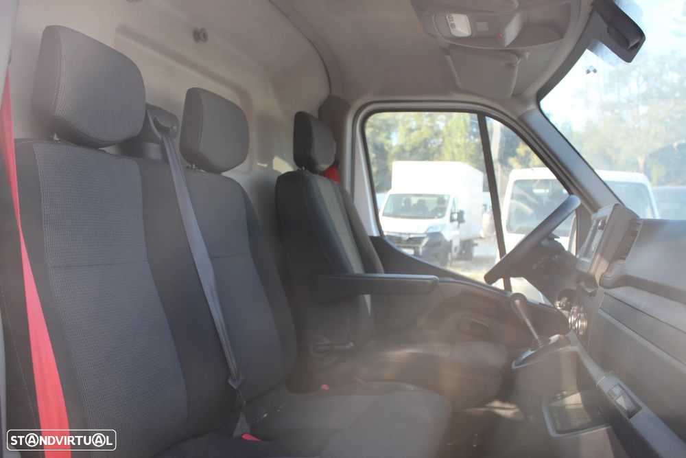Renault Master 2.3 dCi L2H2 // Caixa Automática - 10