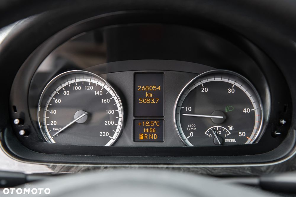 Mercedes-Benz Viano - 14