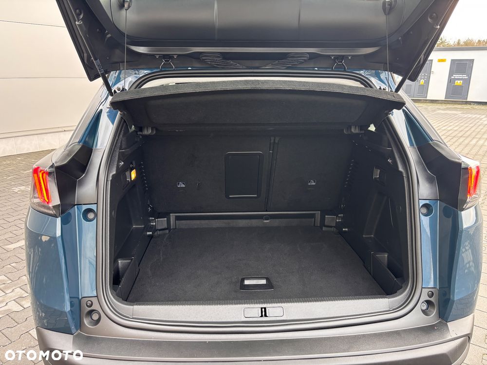 Peugeot 3008 1.2 PureTech GPF Allure S&S EAT8 - 19