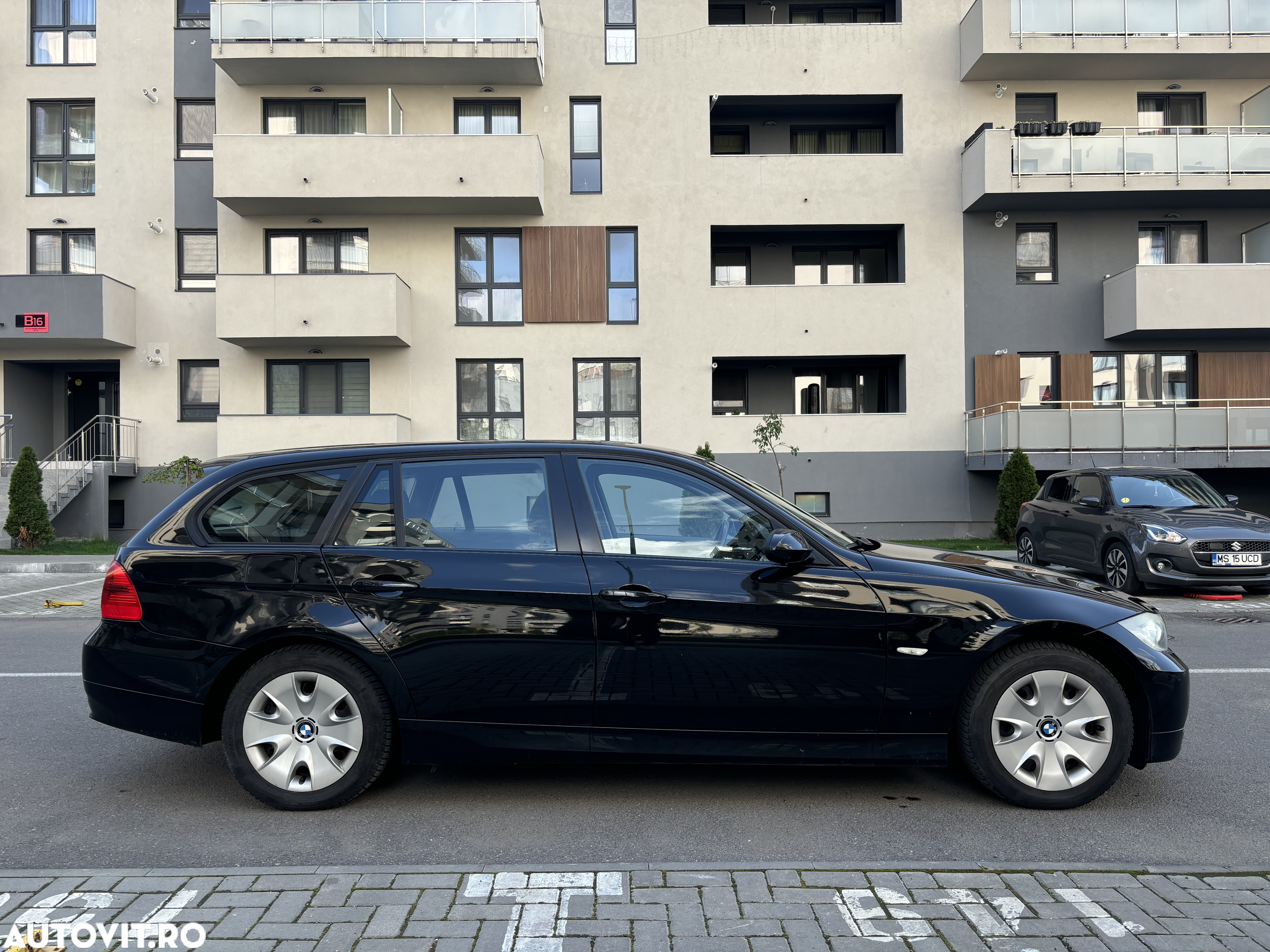 BMW Seria 3 318d - 5