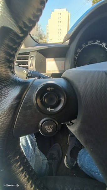 Toyota iQ 1.0 + - 17