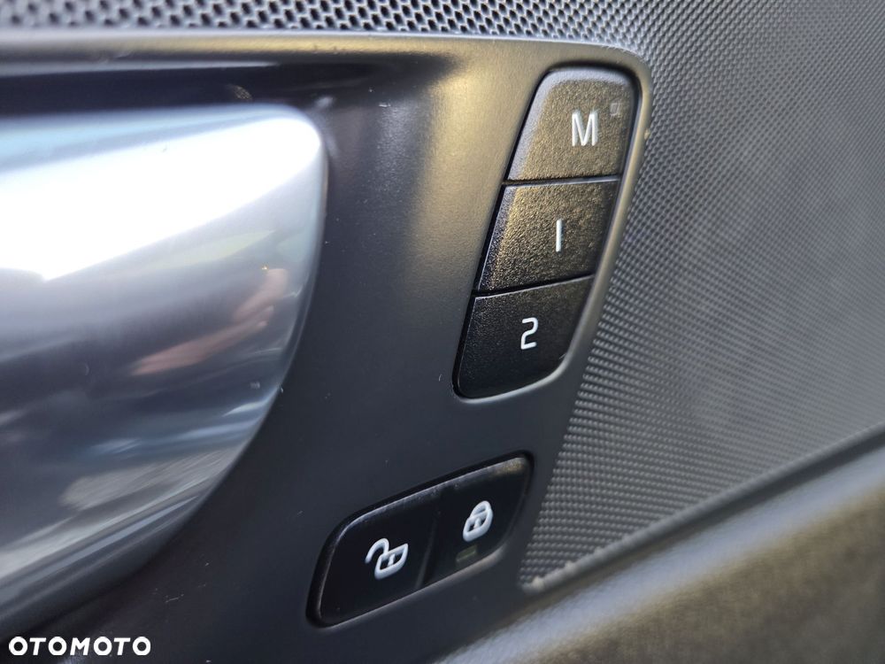 Volvo XC 60 D4 Geartronic Inscription - 14